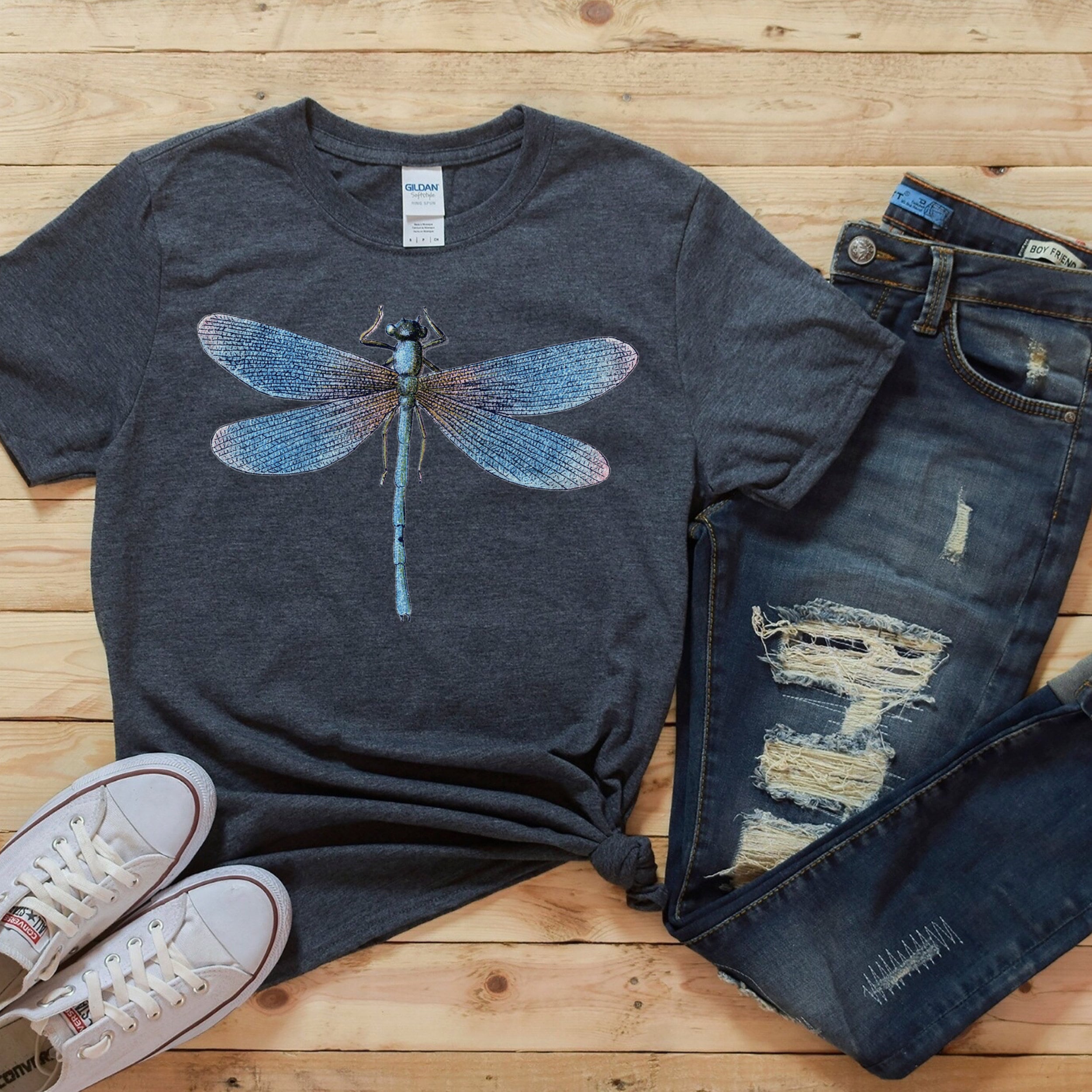 Soft Graphic Tee for Dragonfly Lovers 