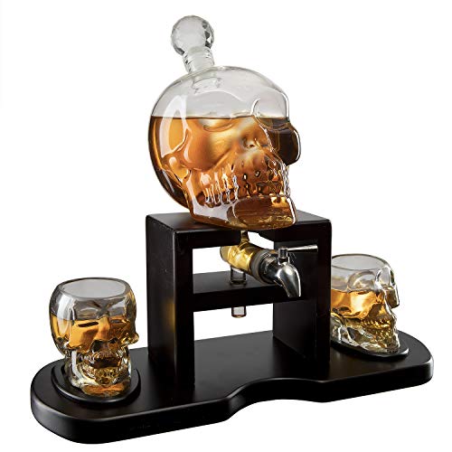 Luxurious Whiskey Skull Decanter Set