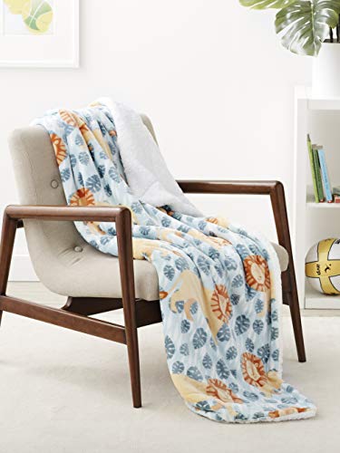 Throw Blanket for Countless Curling Up While Reading